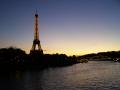 Eiffelovka za soumraku